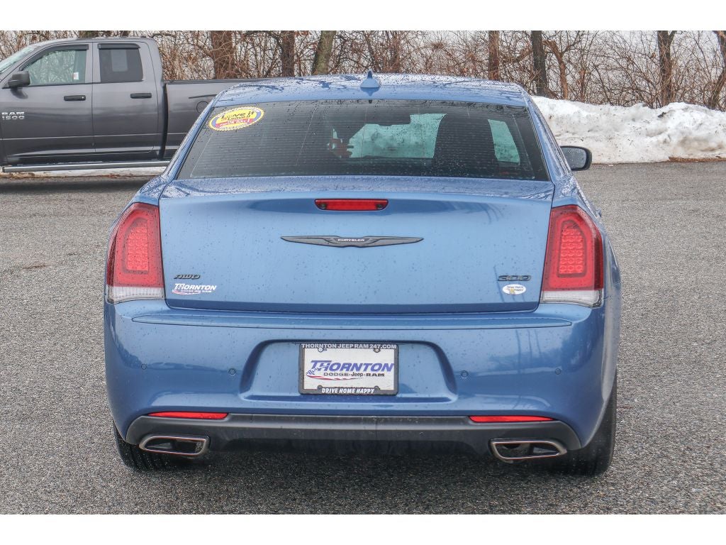 2022 Chrysler 300 Touring L AWD