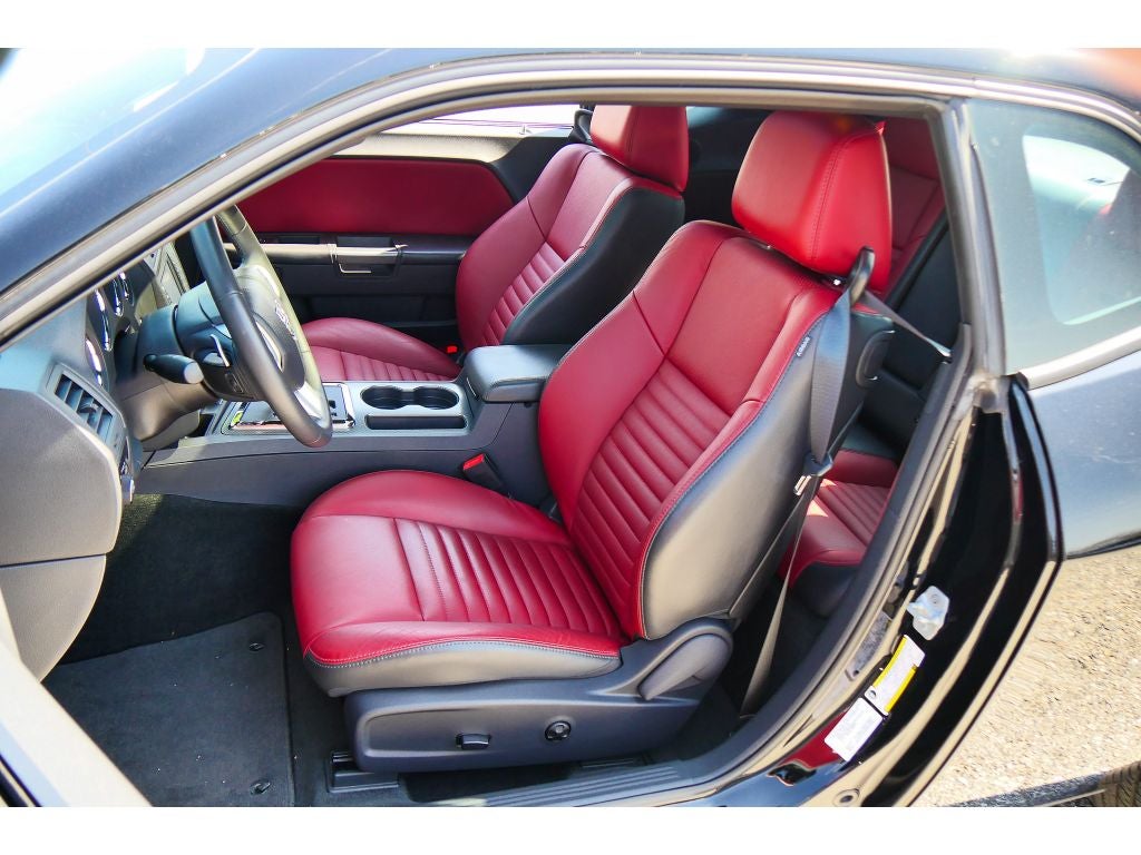 2013 Dodge Challenger R/T Plus