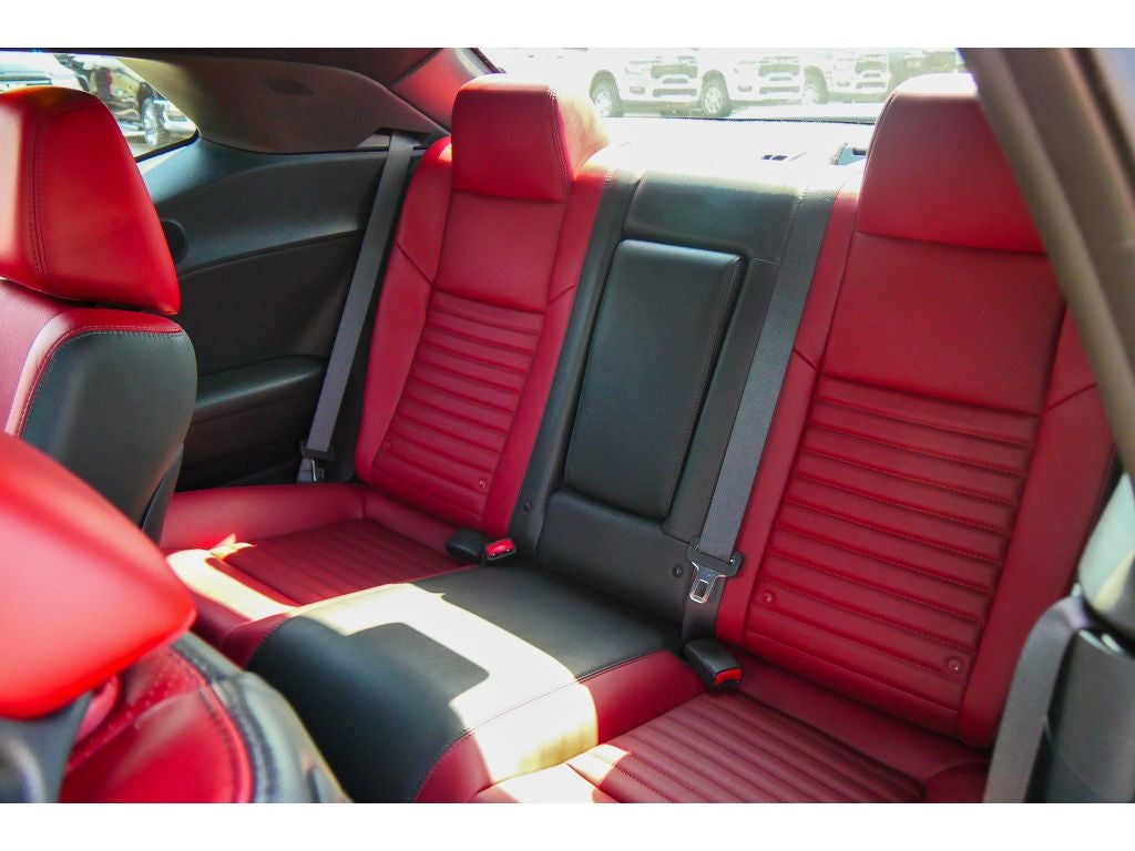 2013 Dodge Challenger R/T Plus