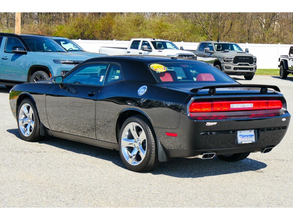 2013 Dodge Challenger R/T Plus