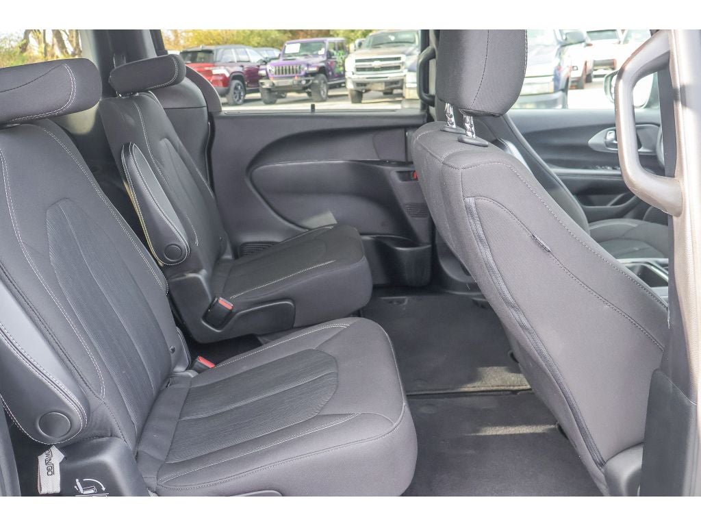 2020 Chrysler Pacifica Touring