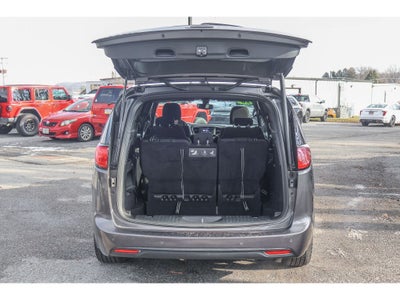 2020 Chrysler Pacifica Touring