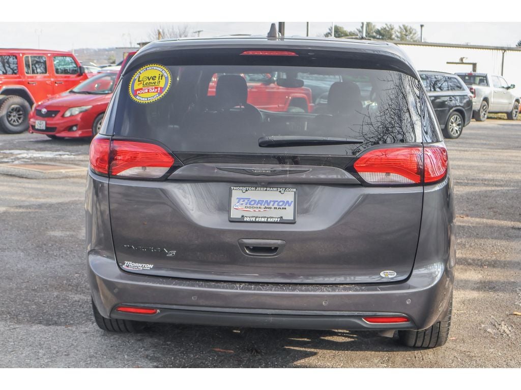 2020 Chrysler Pacifica Touring