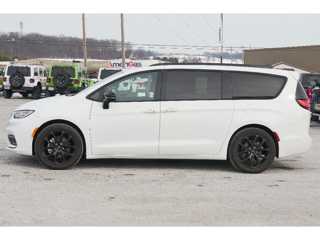 2024 Chrysler Pacifica Limited