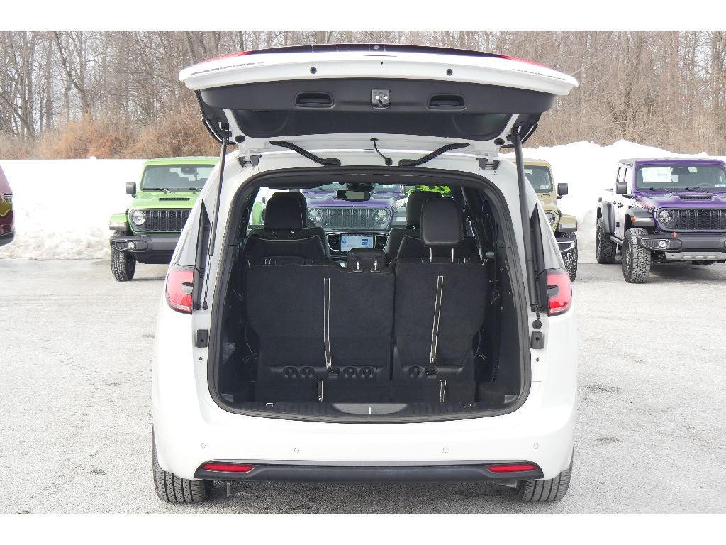 2024 Chrysler Pacifica Limited