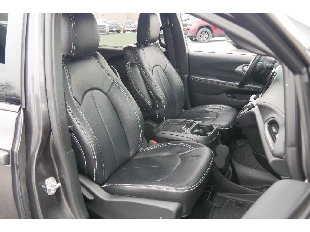 2021 Chrysler Pacifica Hybrid Touring