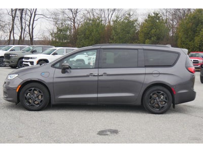 2021 Chrysler Pacifica Hybrid Touring