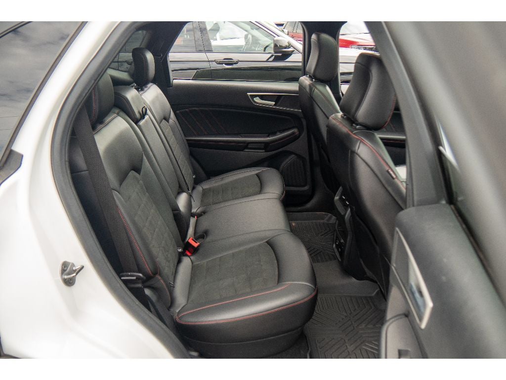 2022 Ford Edge ST-Line