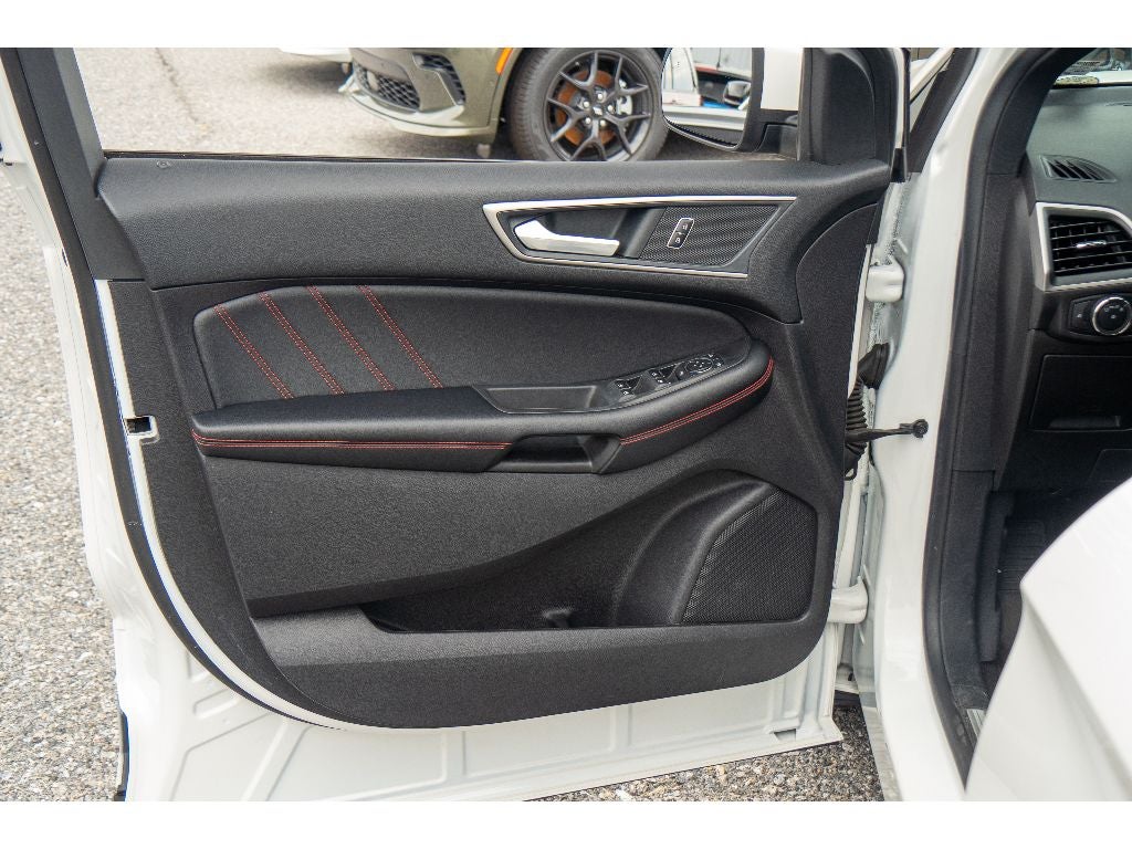 2022 Ford Edge ST-Line