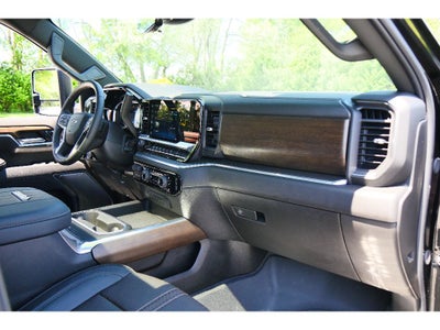 2025 Chevrolet Silverado High Country