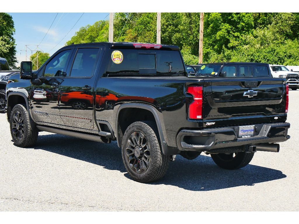 2025 Chevrolet Silverado High Country