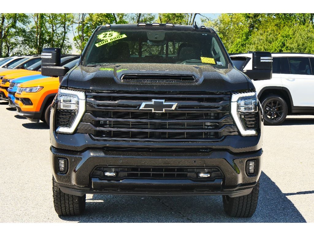 2025 Chevrolet Silverado High Country