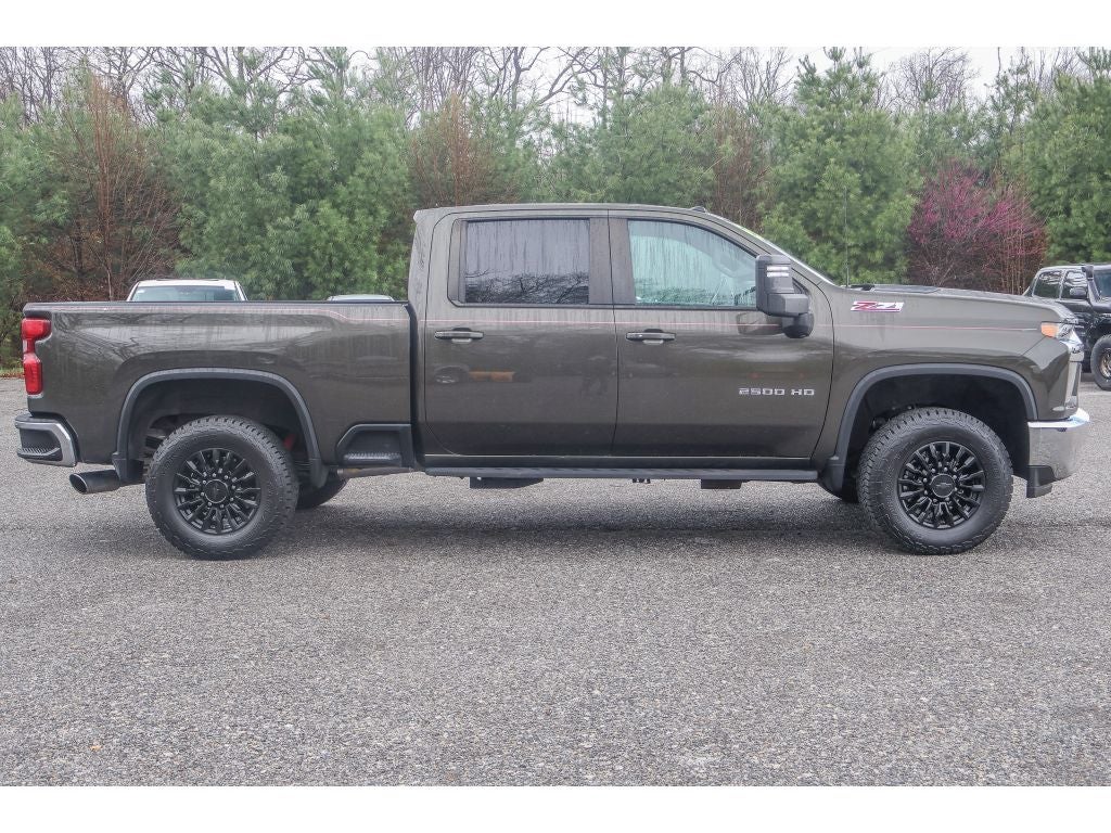 2022 Chevrolet Silverado LT