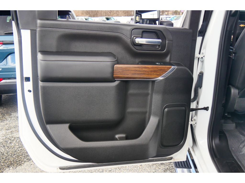 2023 Chevrolet Silverado High Country