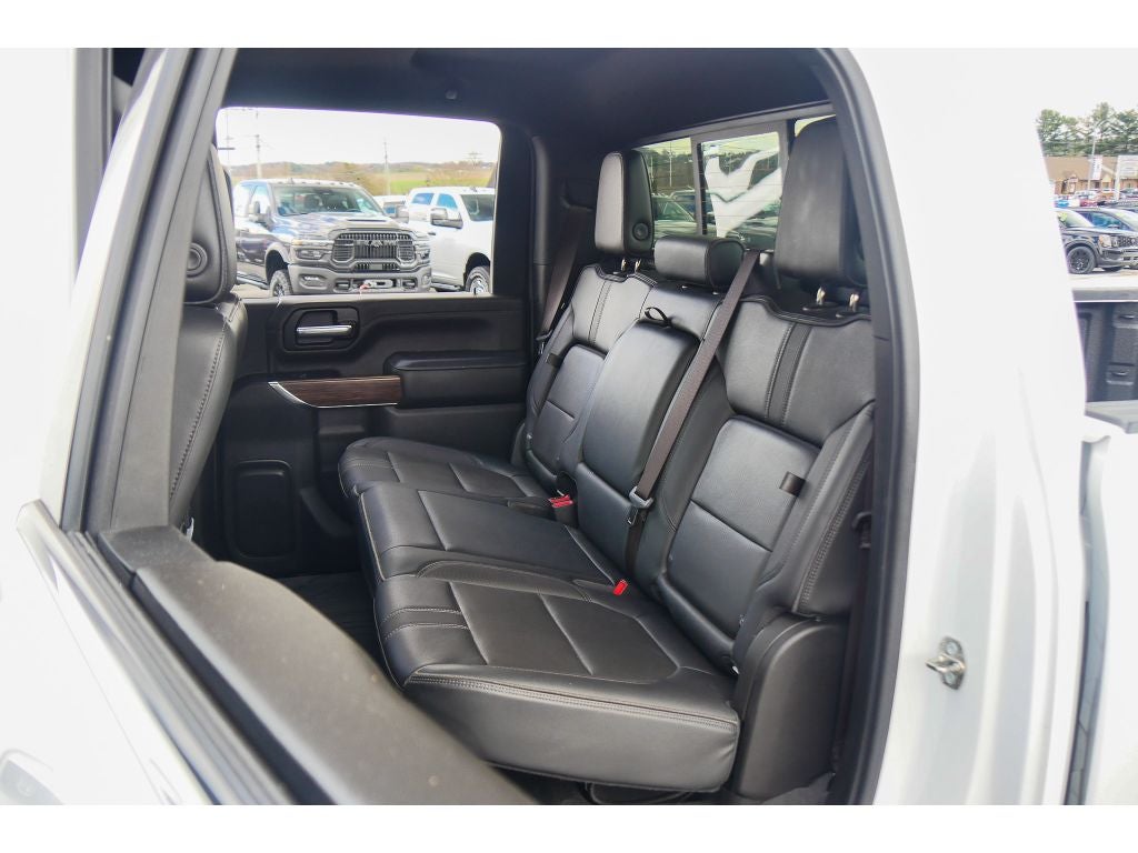 2023 Chevrolet Silverado High Country