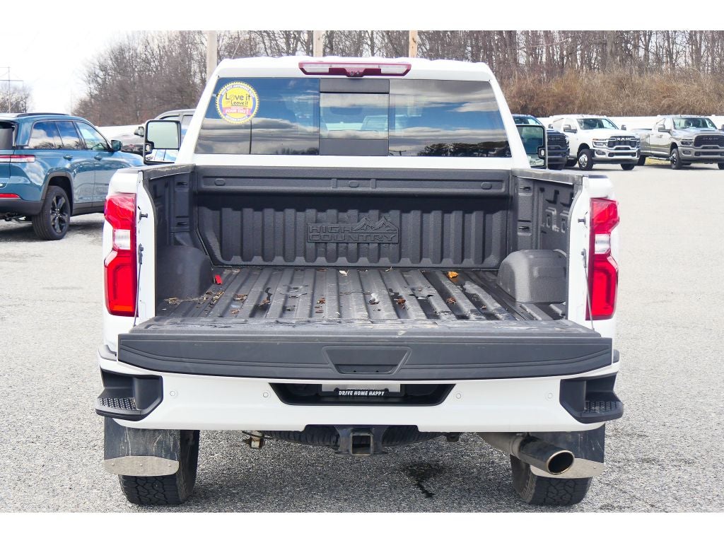 2023 Chevrolet Silverado High Country