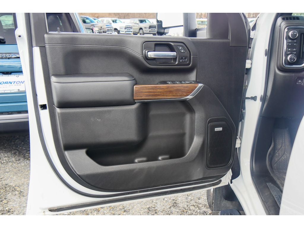 2023 Chevrolet Silverado High Country