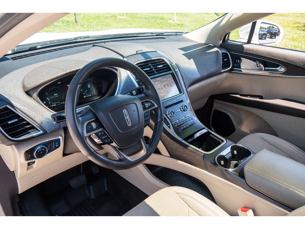 2020 Lincoln Nautilus Reserve