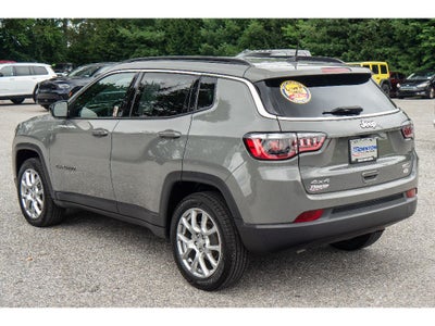 2023 Jeep Compass Latitude Lux