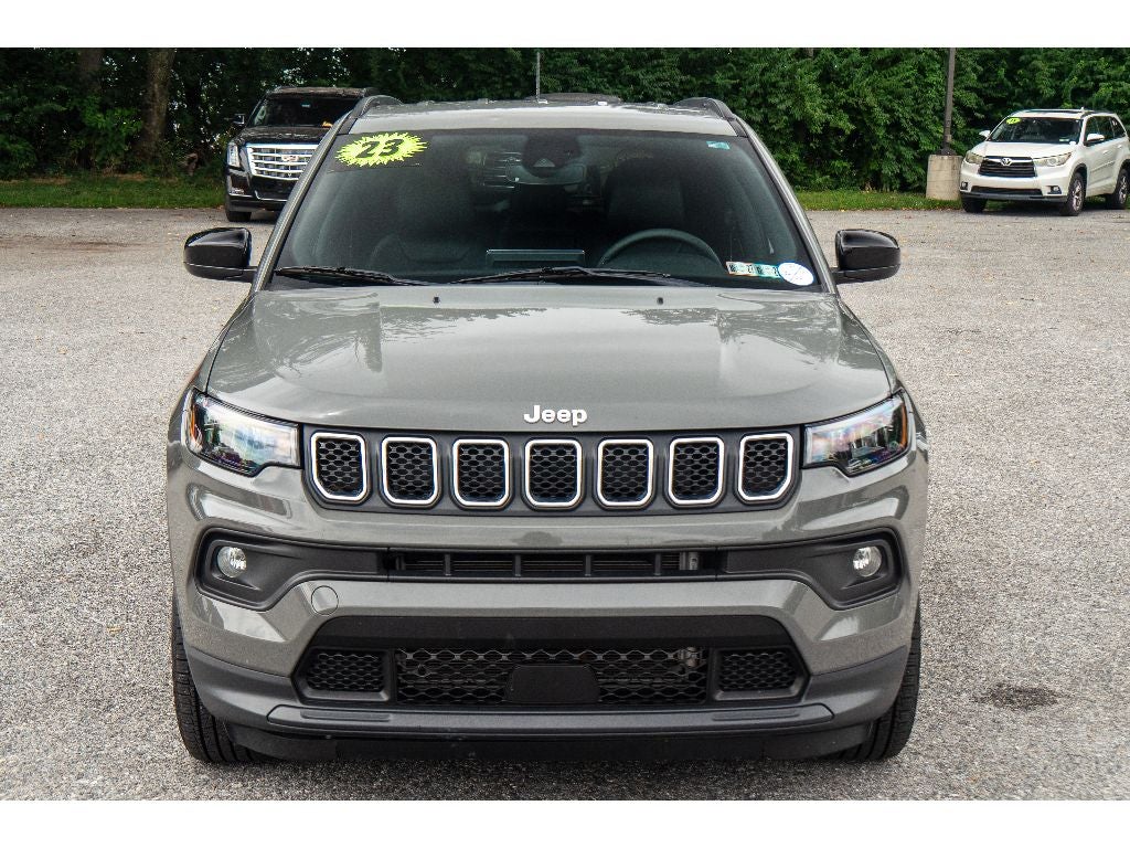 2023 Jeep Compass Latitude Lux
