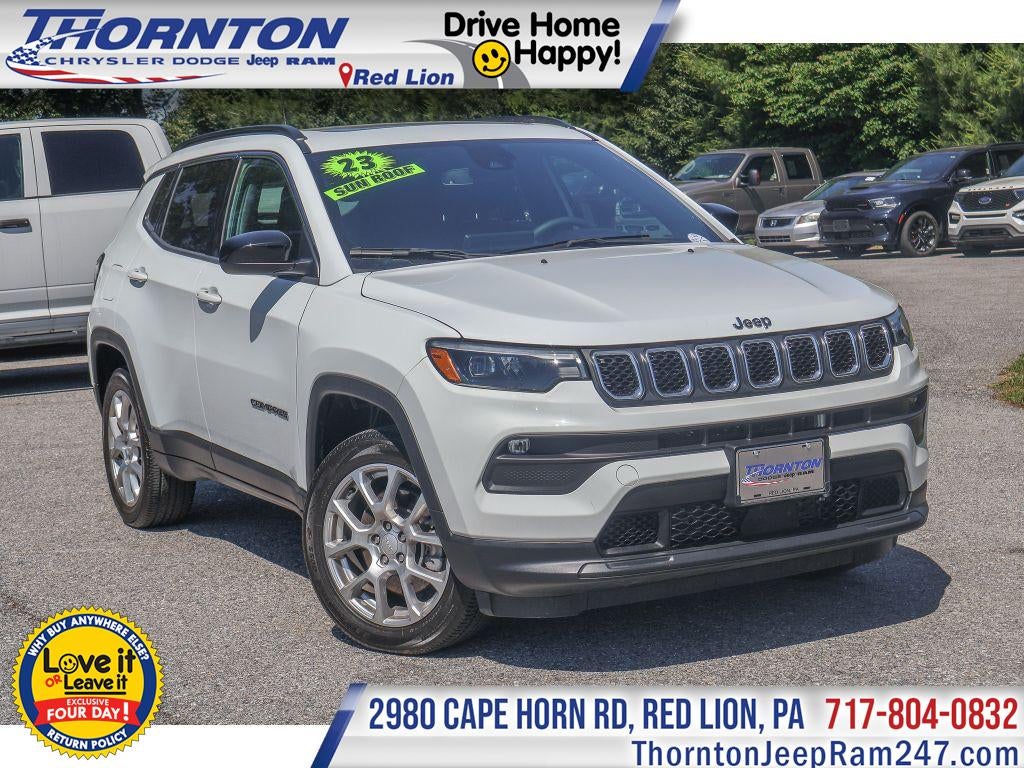 2023 Jeep Compass Latitude Lux