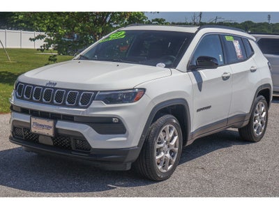 2023 Jeep Compass Latitude Lux