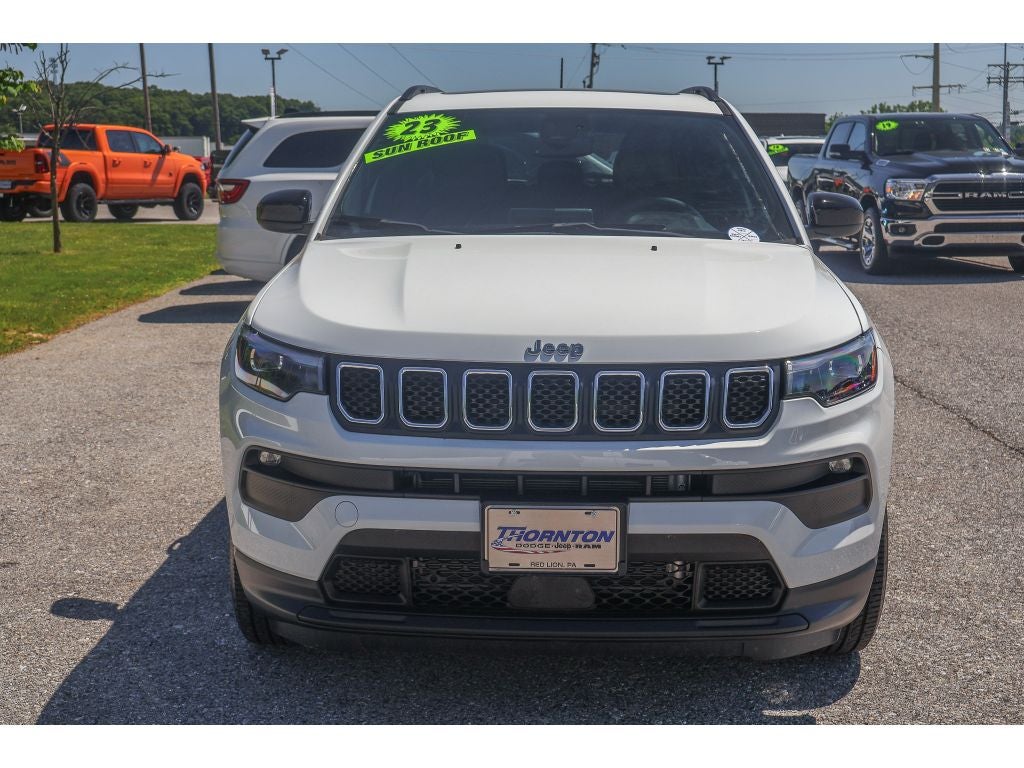 2023 Jeep Compass Latitude Lux