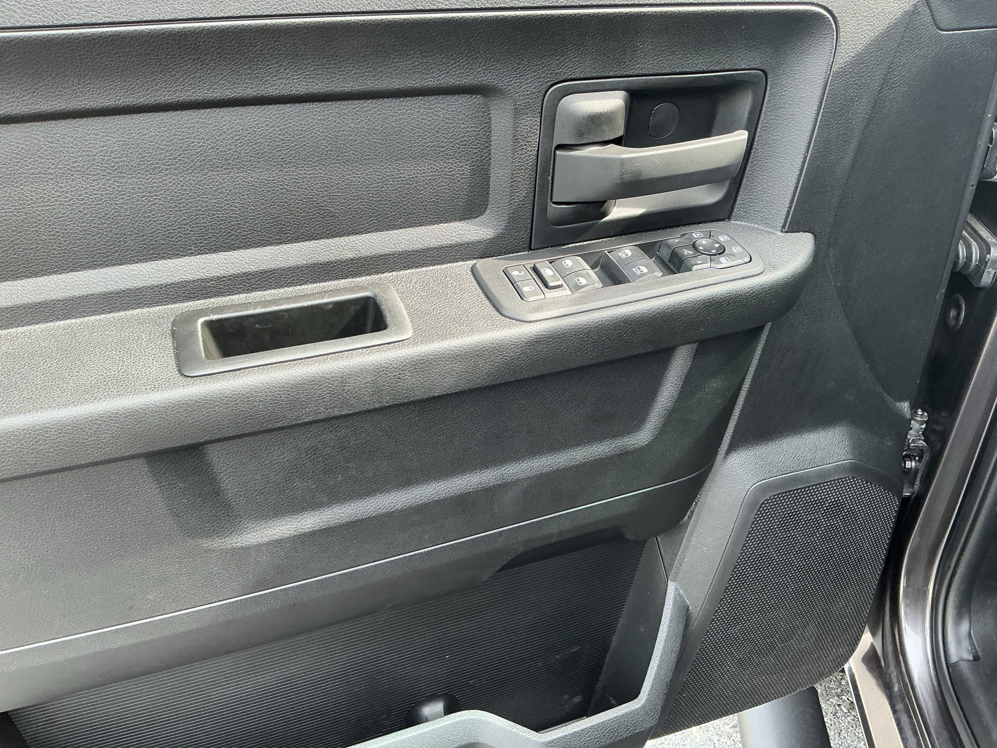 2026 RAM 2500 Black Express