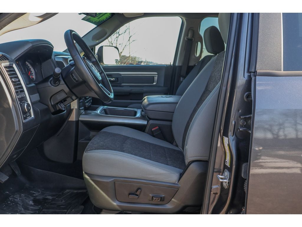 2018 RAM 2500 Big Horn Mega Cab