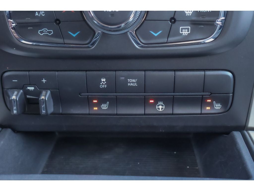 2018 RAM 2500 Big Horn Mega Cab