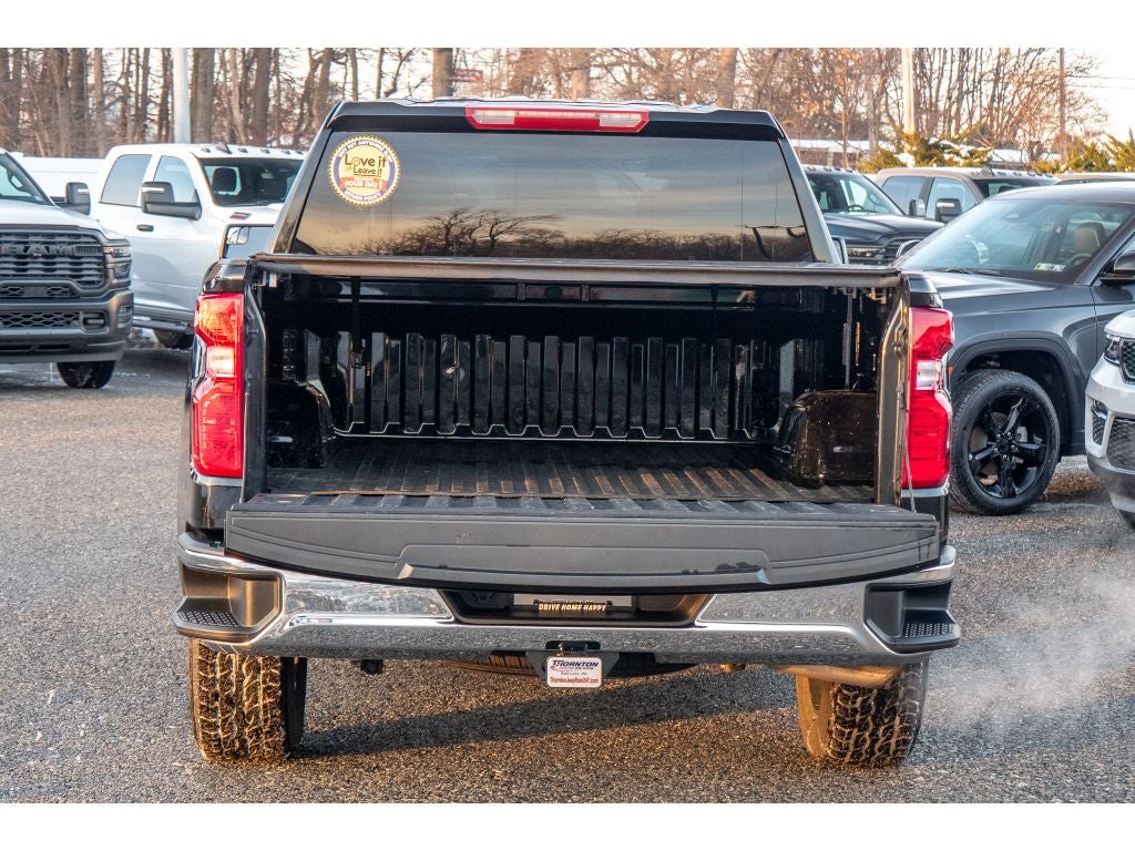 2023 Chevrolet Silverado LT