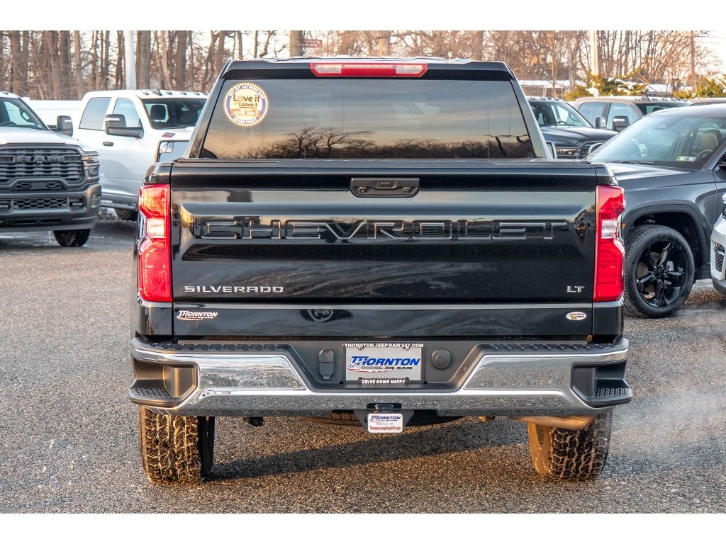 2023 Chevrolet Silverado LT