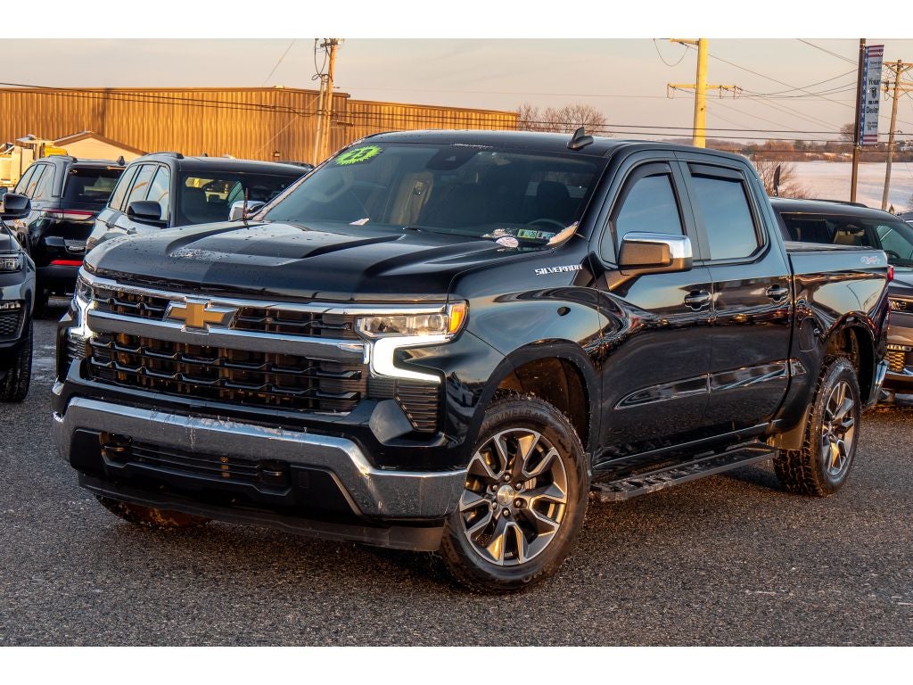 2023 Chevrolet Silverado LT