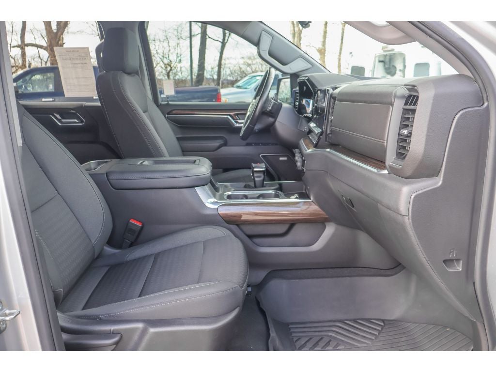 2022 Chevrolet Silverado LT Trail Boss