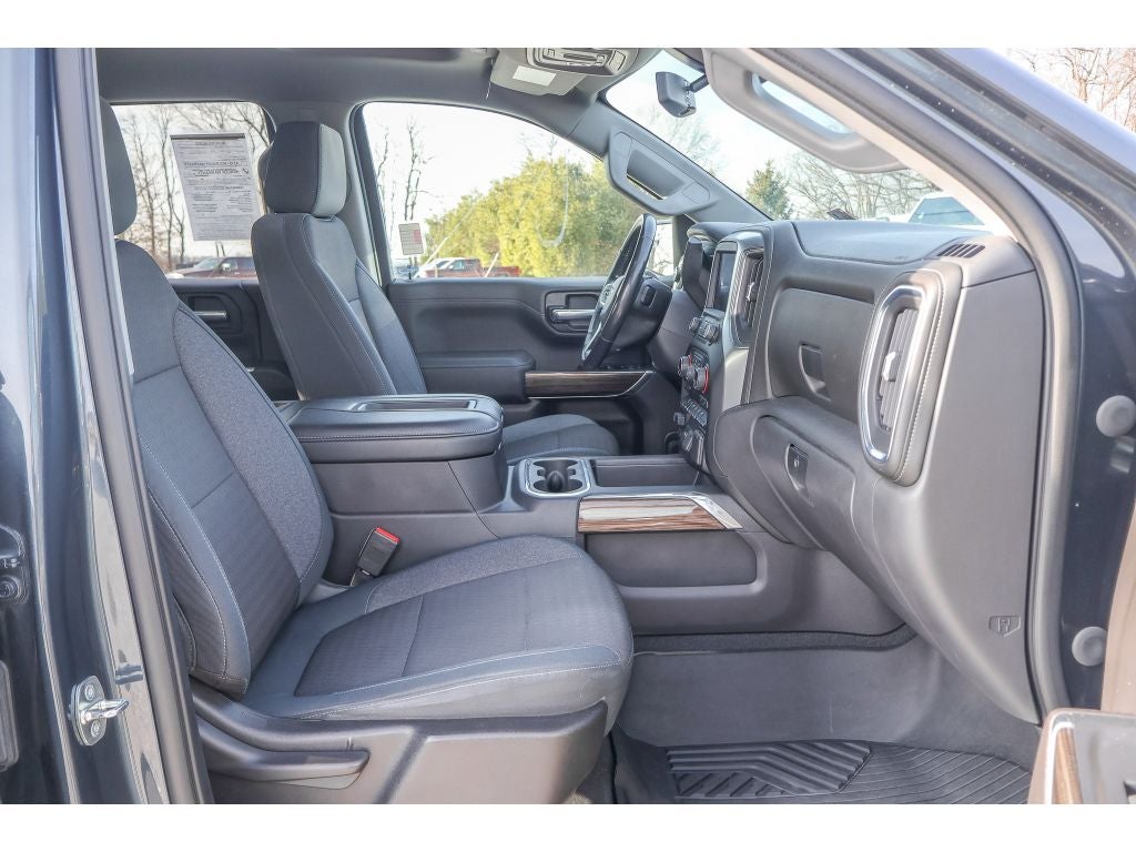 2020 Chevrolet Silverado RST