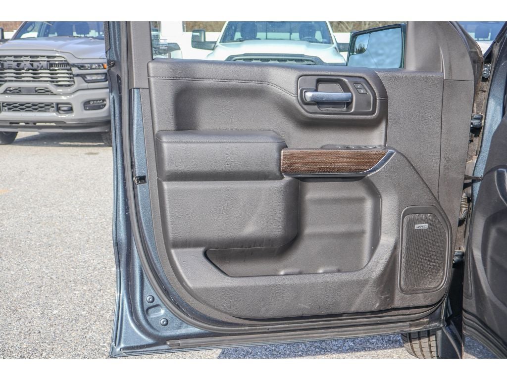 2020 Chevrolet Silverado RST