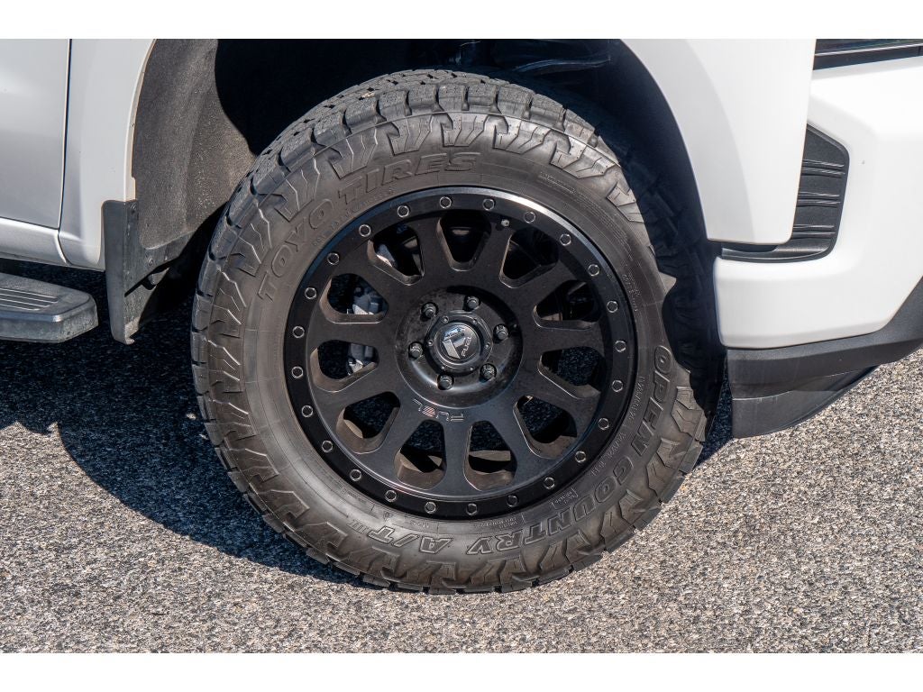 2021 Chevrolet Silverado RST