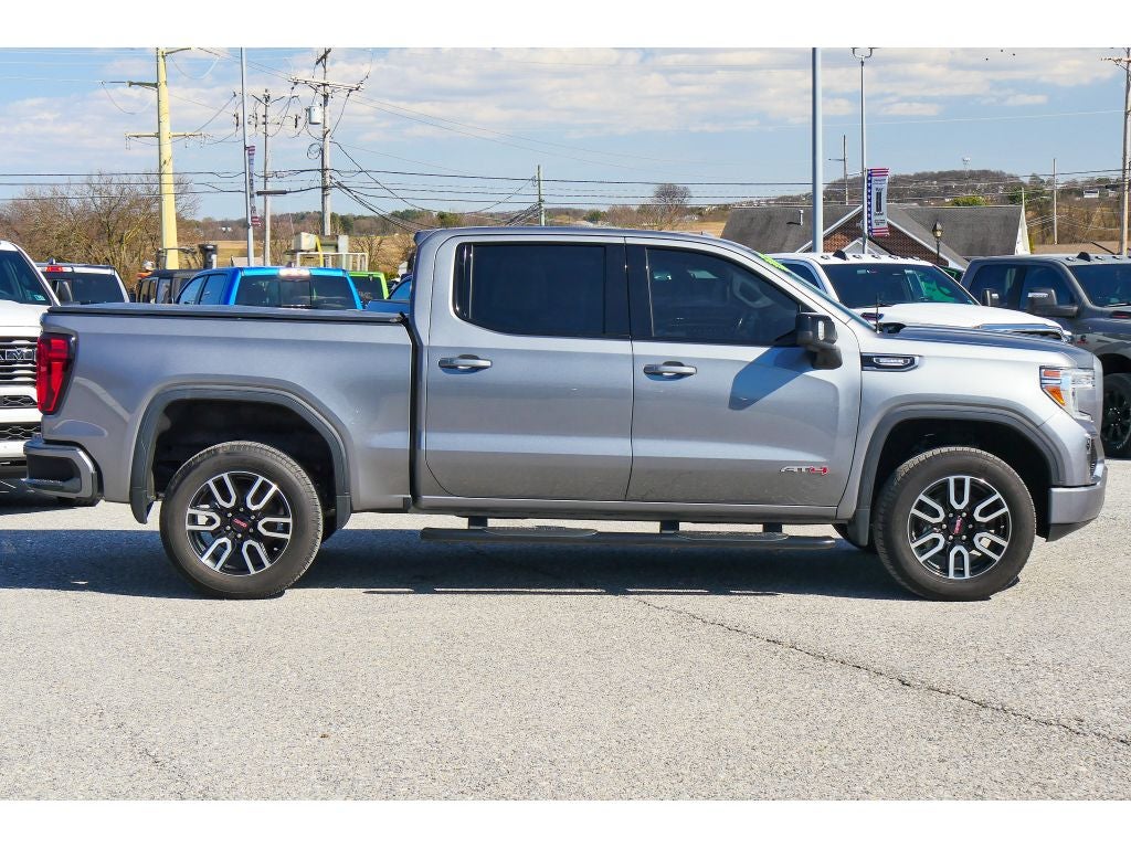 2021 GMC Sierra AT4