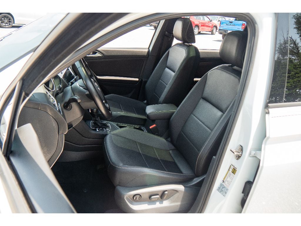 2021 Volkswagen Tiguan SE R-Line Black