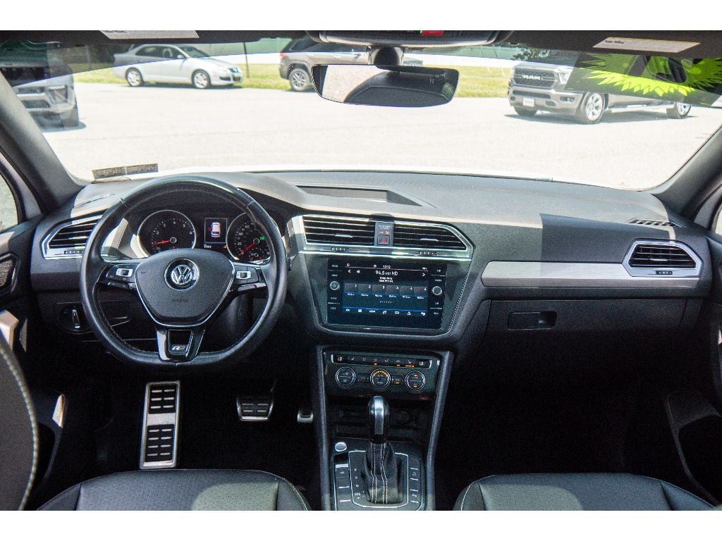 2021 Volkswagen Tiguan SE R-Line Black