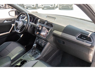 2021 Volkswagen Tiguan SE R-Line Black