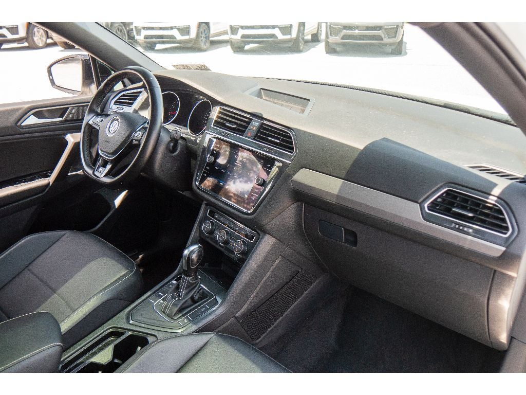 2021 Volkswagen Tiguan SE R-Line Black