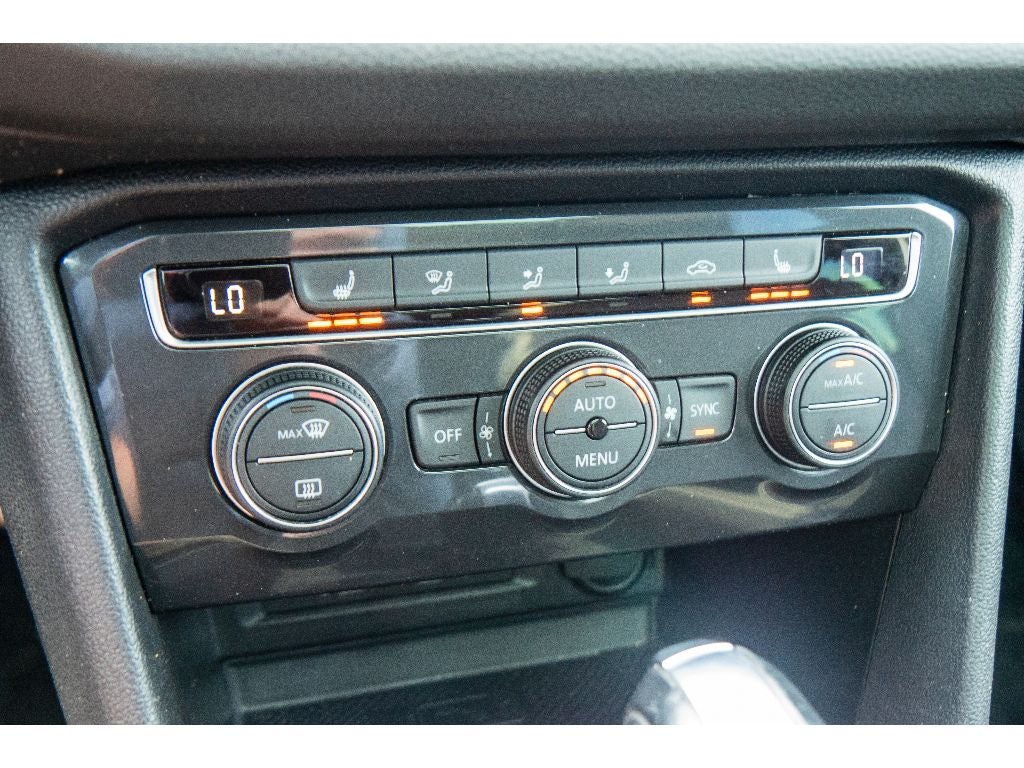 2021 Volkswagen Tiguan SE R-Line Black