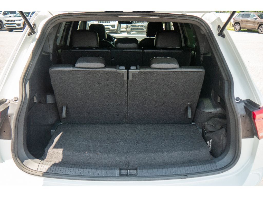 2021 Volkswagen Tiguan SE R-Line Black