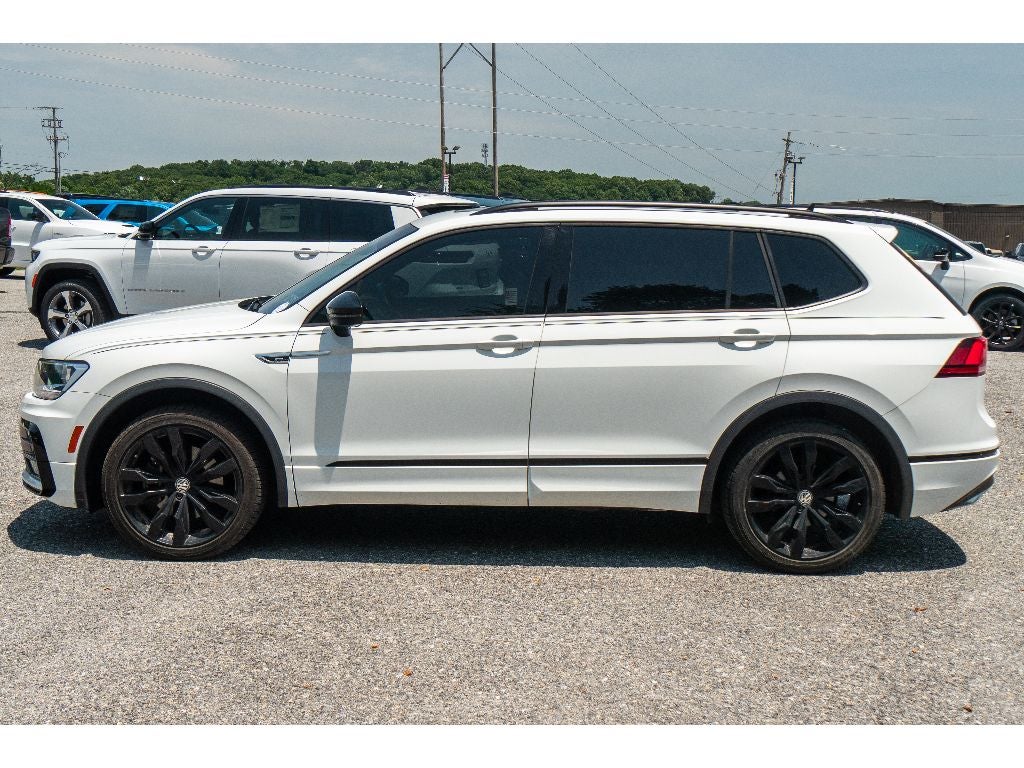 2021 Volkswagen Tiguan SE R-Line Black