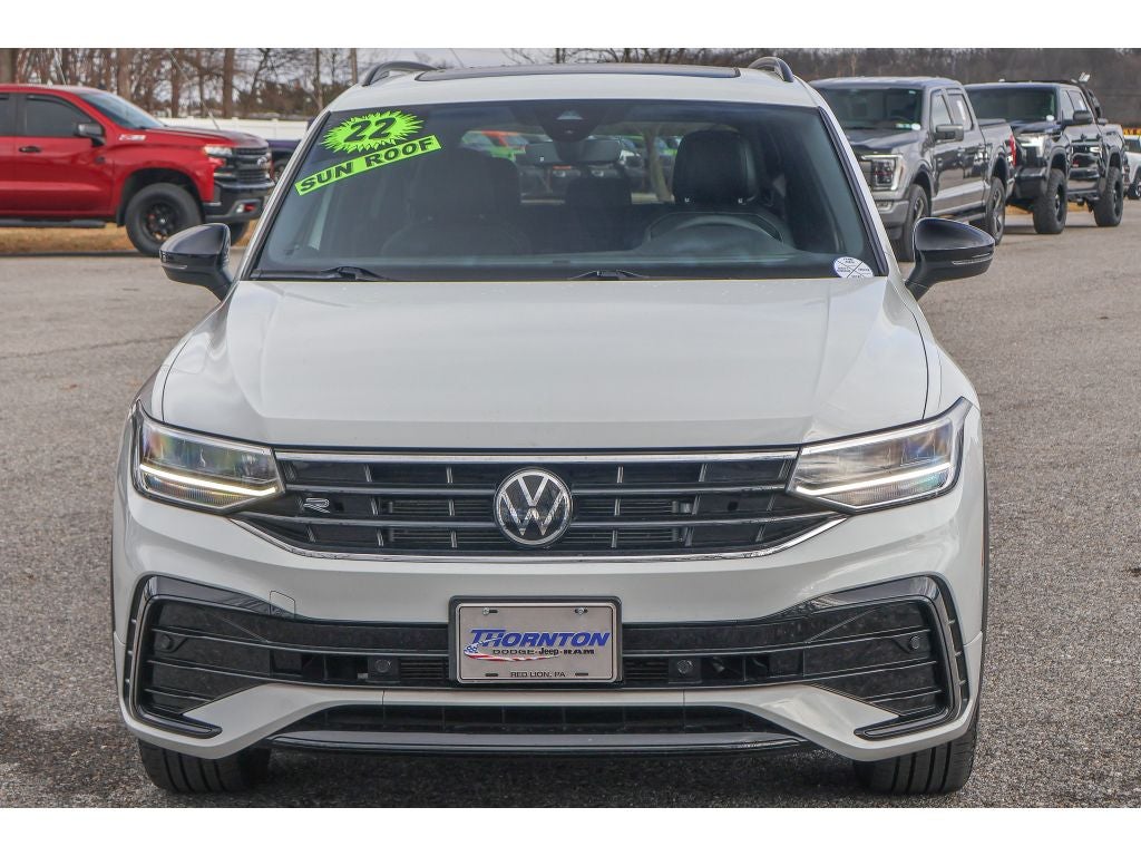 2022 Volkswagen Tiguan SE R-Line Black