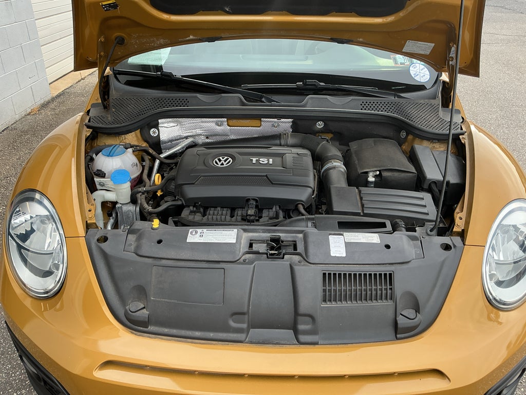 2017 Volkswagen Beetle 1.8T Dune