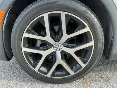 2017 Volkswagen Beetle 1.8T Dune