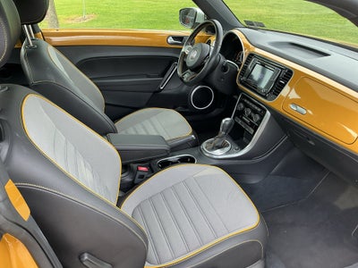 2017 Volkswagen Beetle 1.8T Dune