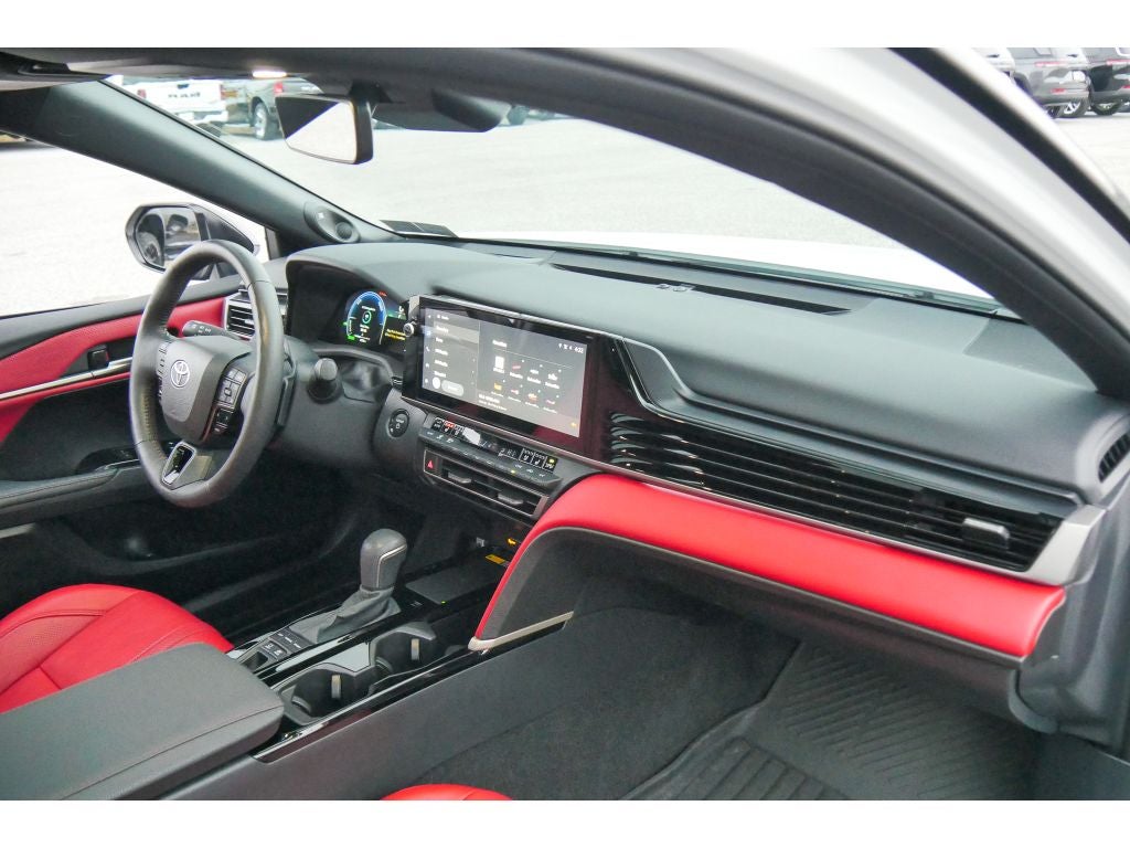 2025 Toyota Camry Hybrid XSE